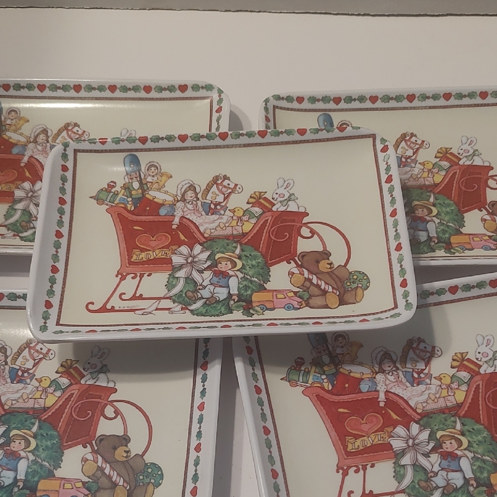 VTG R2S Italy Melamine Monza Small Plates x 5 Made Italy. Sleigh Full Of Toys